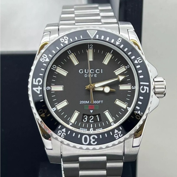 GUCCI Dive LG 40MM Quartz Men's Watch YA136301A - Picture 7 of 7